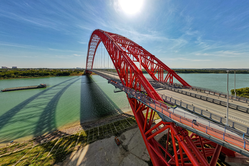 全国仅两席！广西路桥集团承建的平南三桥捧回中国钢结构金奖年度杰出工程大奖
